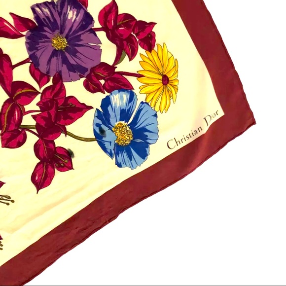 214 Christian Dior Le Fleur De Jardin Silk Scarf - Picture 7 of 8